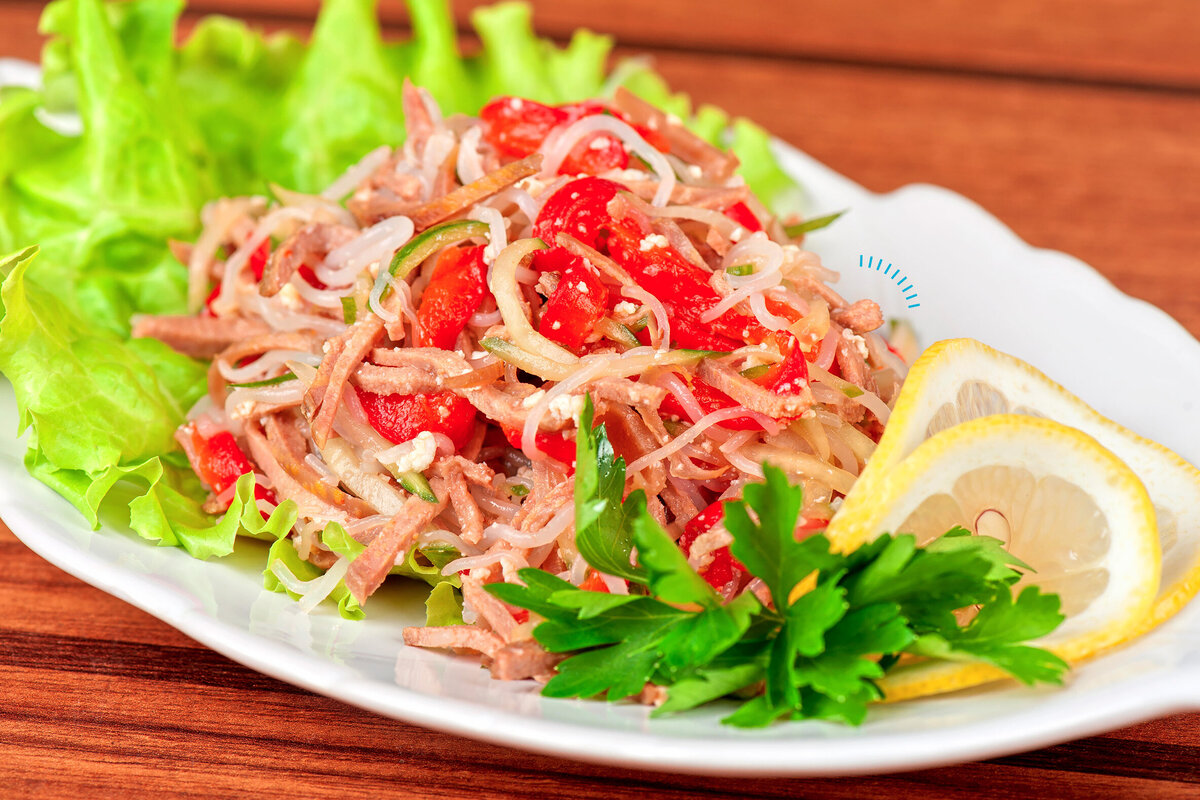     Вкуснейшая закуска за полчаса: фунчоза с овощами