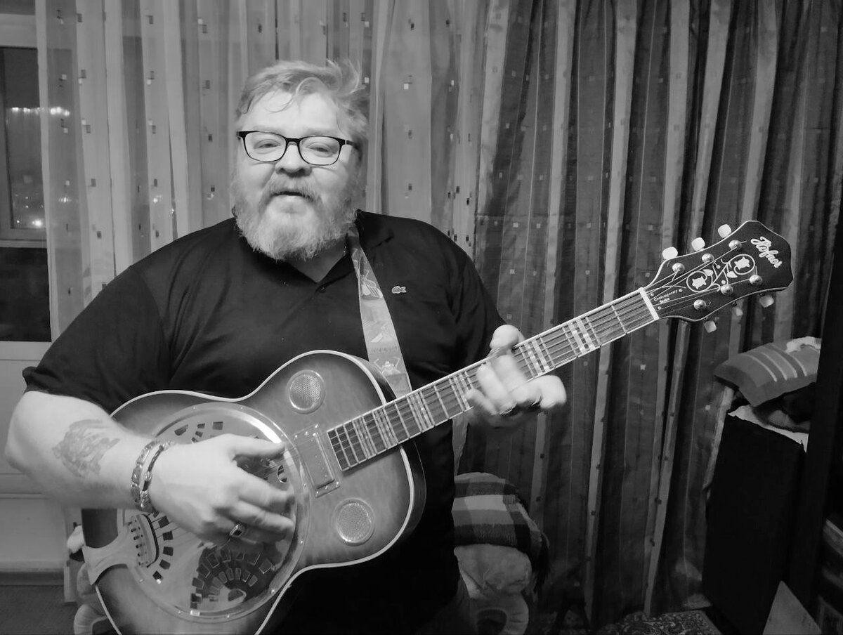    Ушел из жизни сургутский радио- и телеведущий, шоумен Рамзес Сикорский