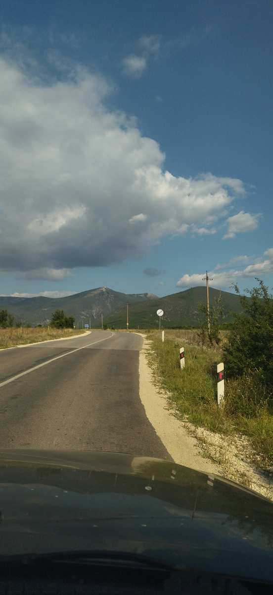 Дорога в Скельскую пещеру