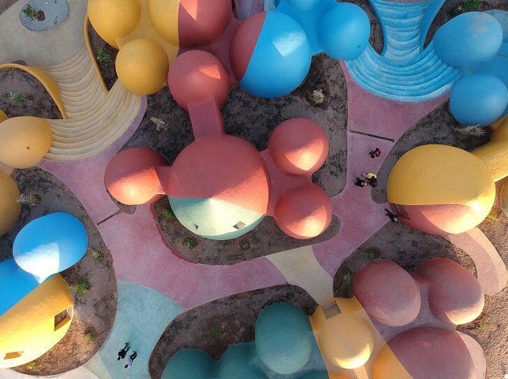 Строился Presence in Hormuz 2 силами начеления острова Ормуз