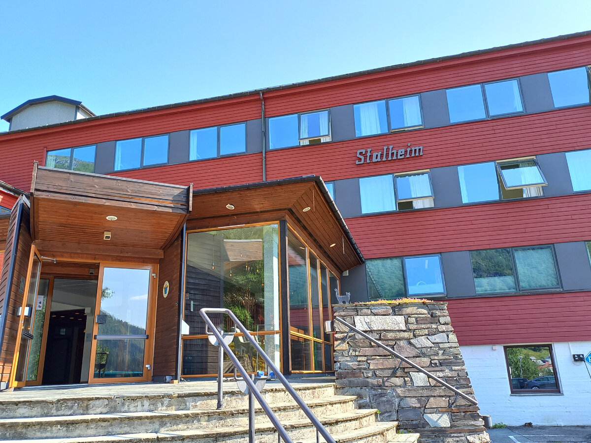 Здание отеля Стальхейм.