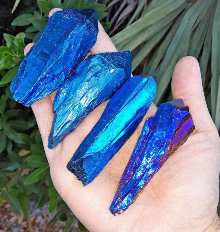 Аура Кварц. Значение и использование | Сапфировая Кисть: Магия, таро