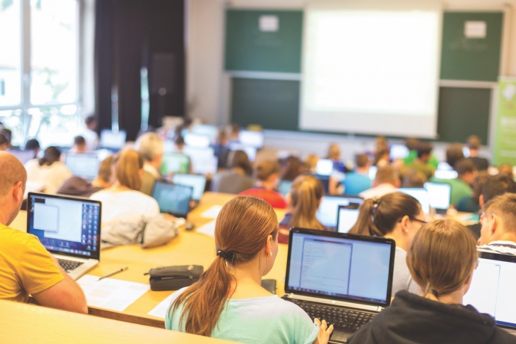 Тверские школы приглашают рассказать о диджитал ноу-хау в обучении