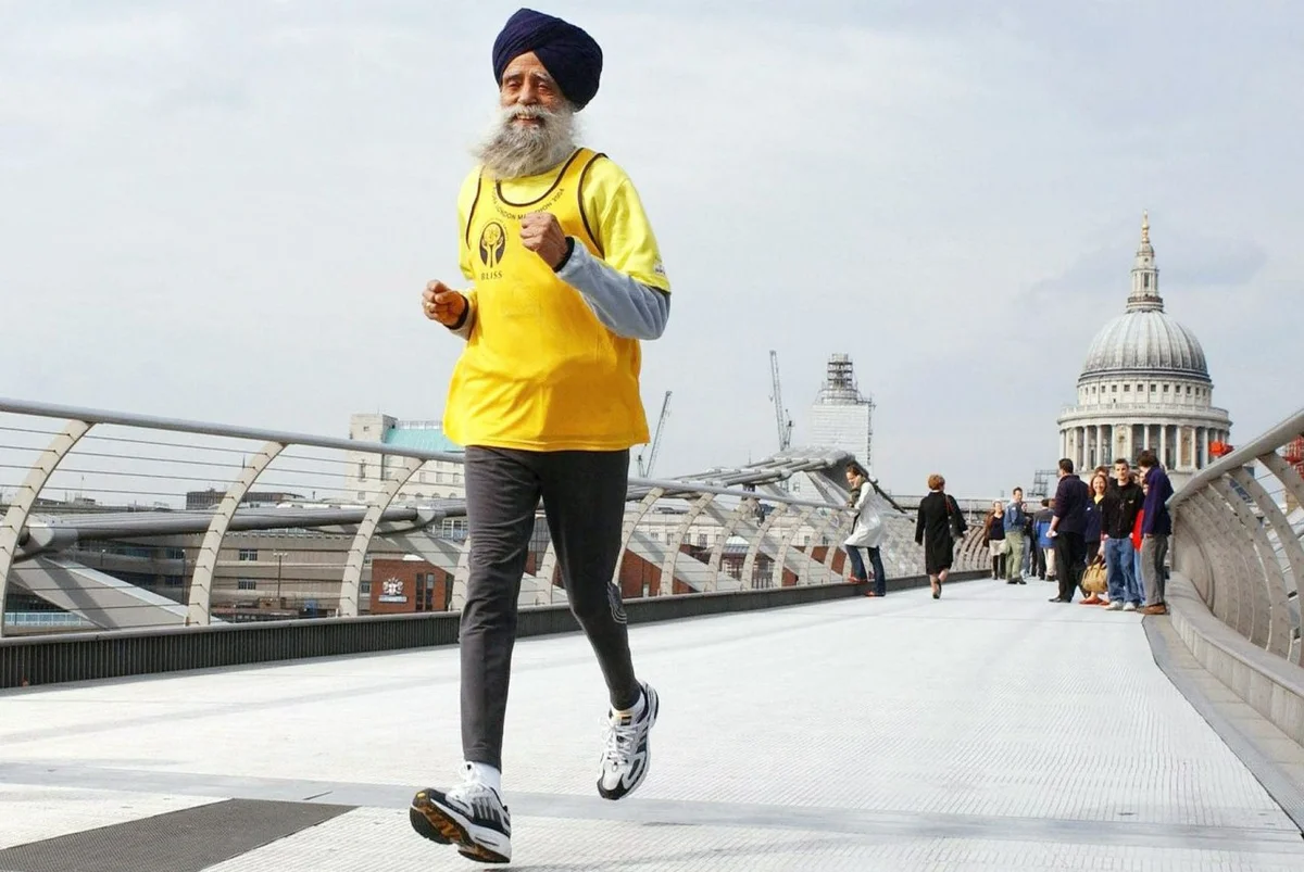 Фауджа Сингх начал бегать марафоны в 89 лет и поставил десять мировых рекордов