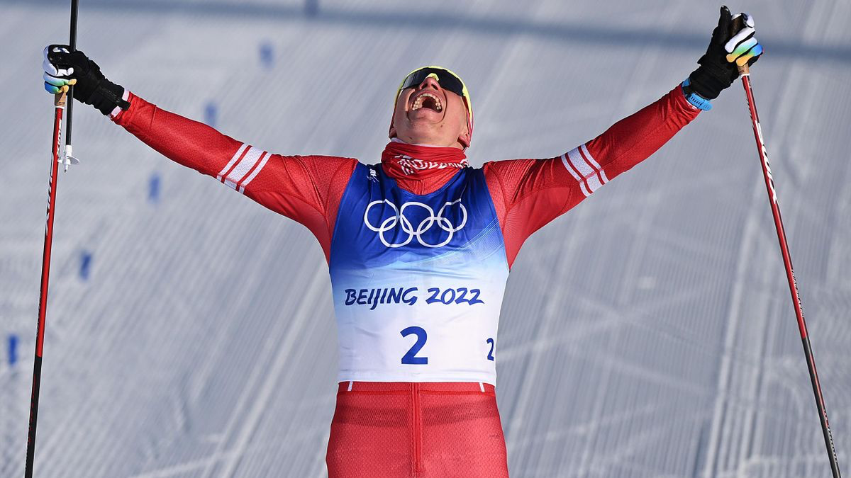 Финиш Александра Большунова. Источник: Getty Images