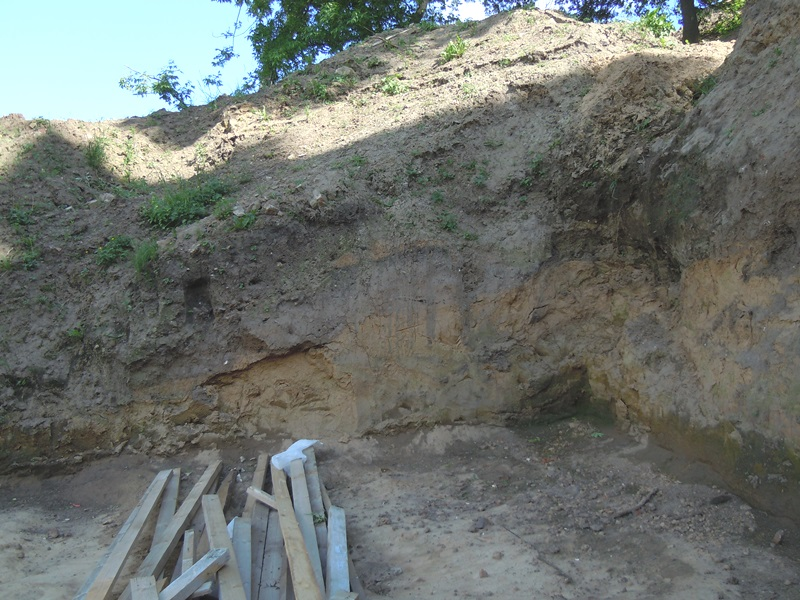 6 июня 2021 г. Мы продолжаем делать то, что мы уже много наделали (В. С. Черномырдин). Побывал в кремле и поснимал. Там территория закрыта и охрана не пускает.-17