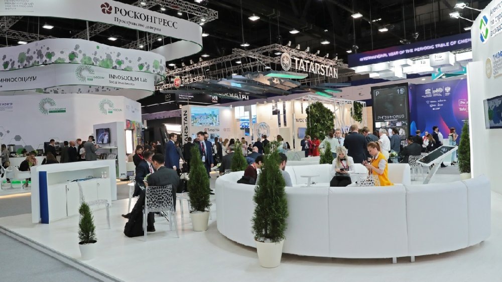 На ПМЭФ. Источник: "Википедия"