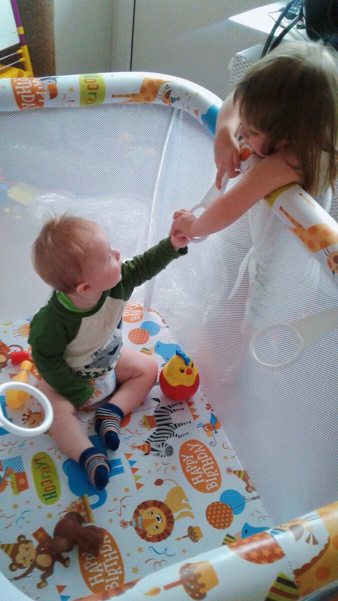 Здесь сыну 10 месяцев 