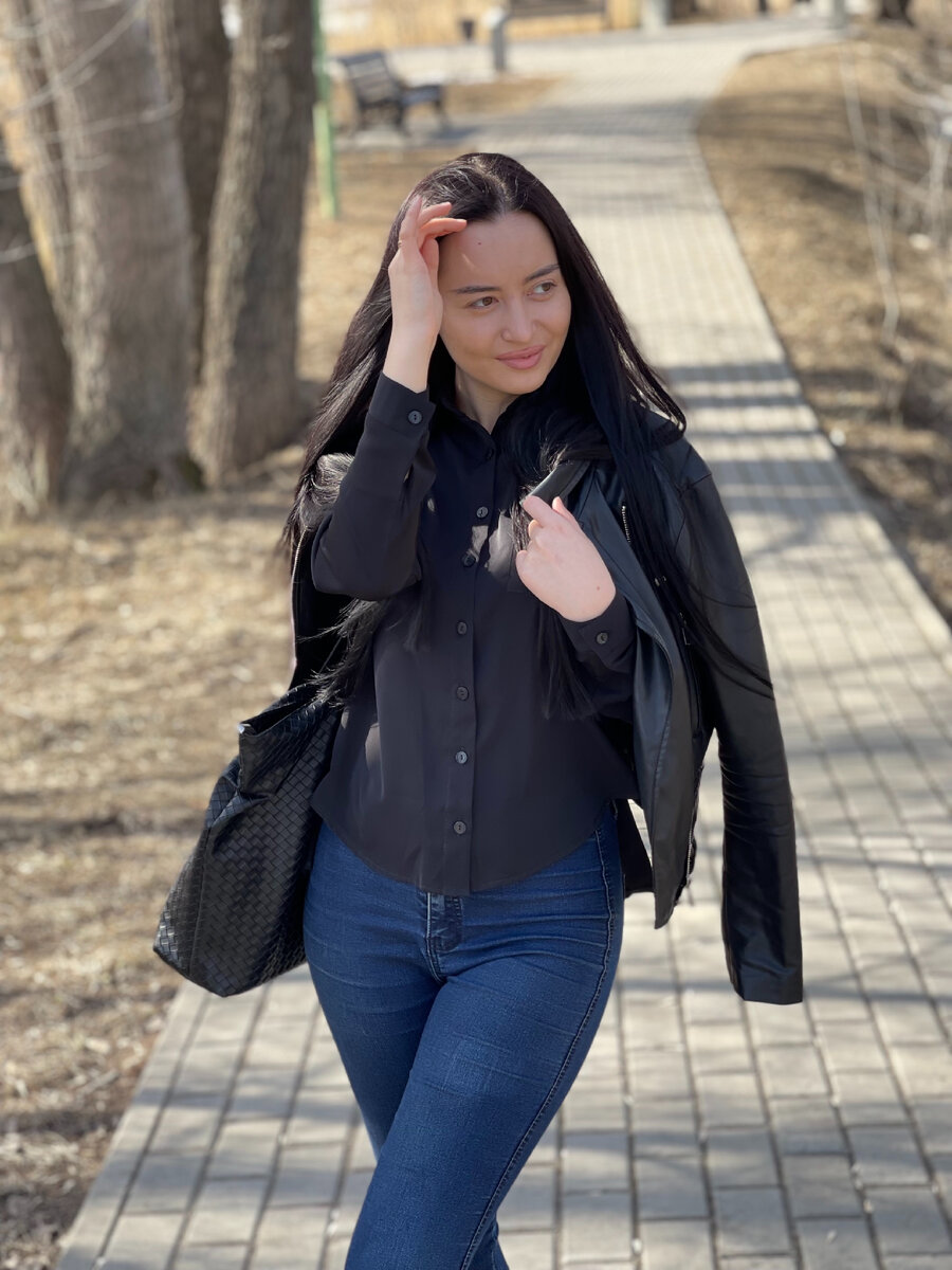 Инст: @_karnelll.  TikTok: @ikarnel