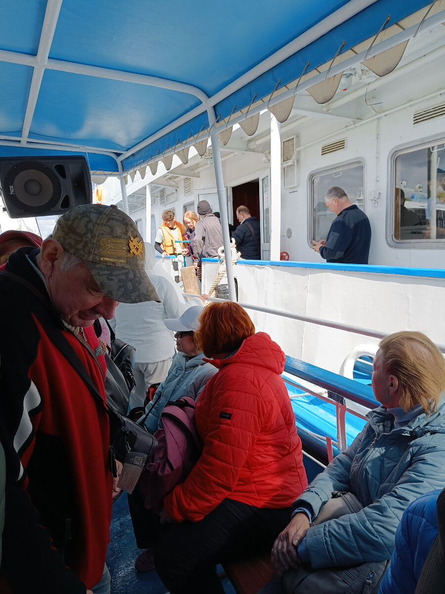 Пересадка с теплохода на катер