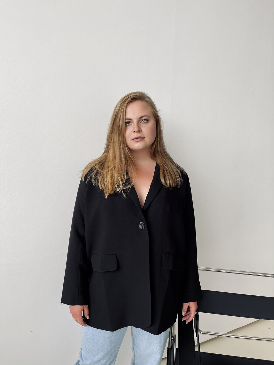 Жакет классический однобортный. 12900 рублей