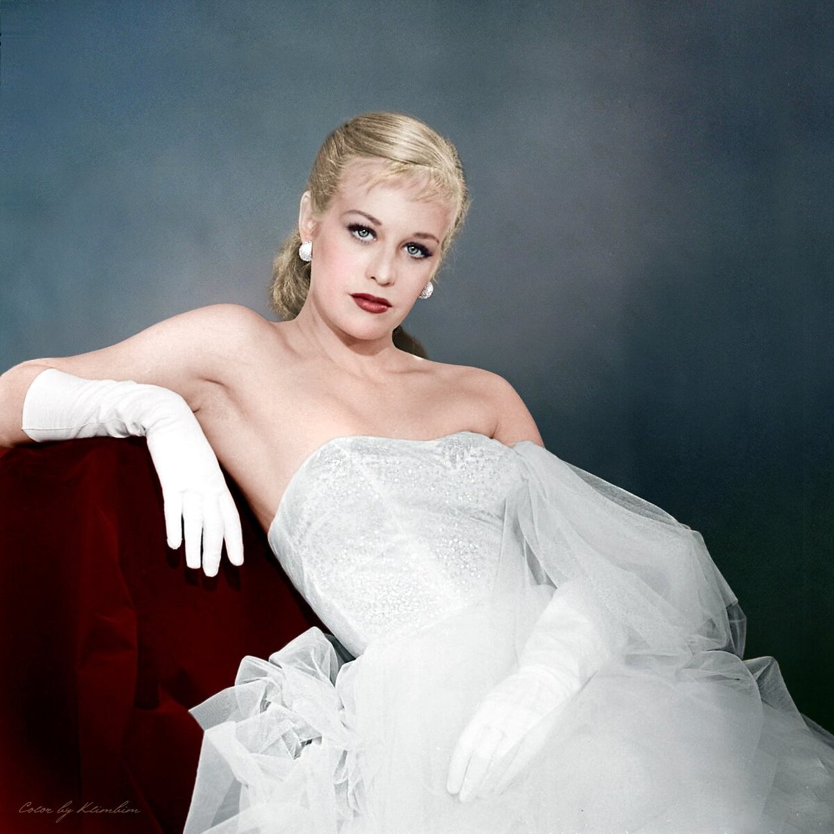 Hildegard Knef / Хильдегард Кнеф / Немецкая актриса и певица. / 1925 -  2002 / Фото отредактировано в цвете от Klimbim.