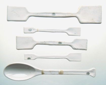 Фарфоровые двойные шпатели и ложка