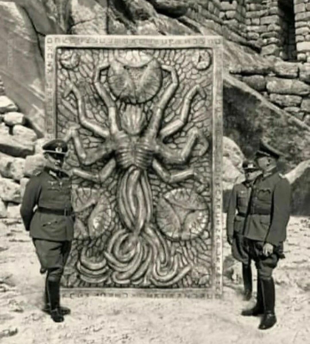 Дом страха аненербе санкт петербург. Аненербе книги. Дом страха аненербе санкт петербург. Общество аненербе. Дом страха севастополь.