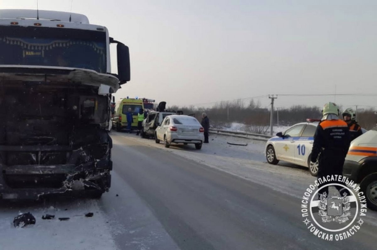    Один человек пострадал в ДТП с грузовиком на трассе под Томском