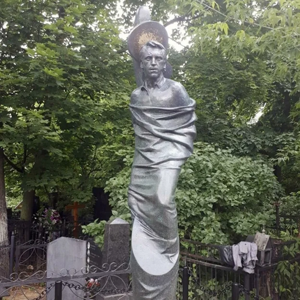 Здравствуйте уважаемые читатели и подписчики моего канала. Сегодня на календаре 25 января – день рождения Владимира Семеновича Высоцкого.-17