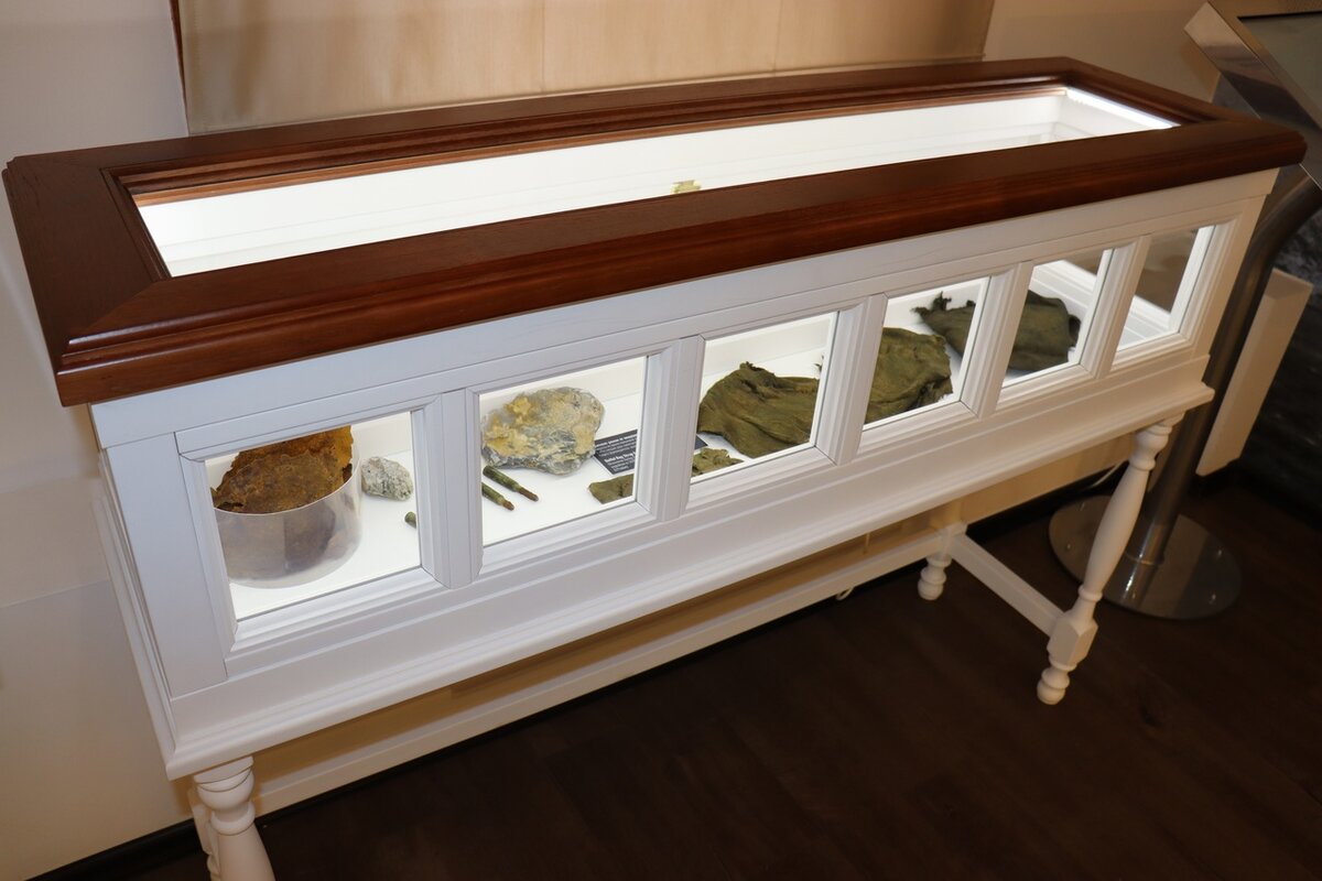 Патроны от норвежской винтовки Краг-Иоргенсон образца 1886 года в экспозиции Музея полярников имени В. И. Альбанова