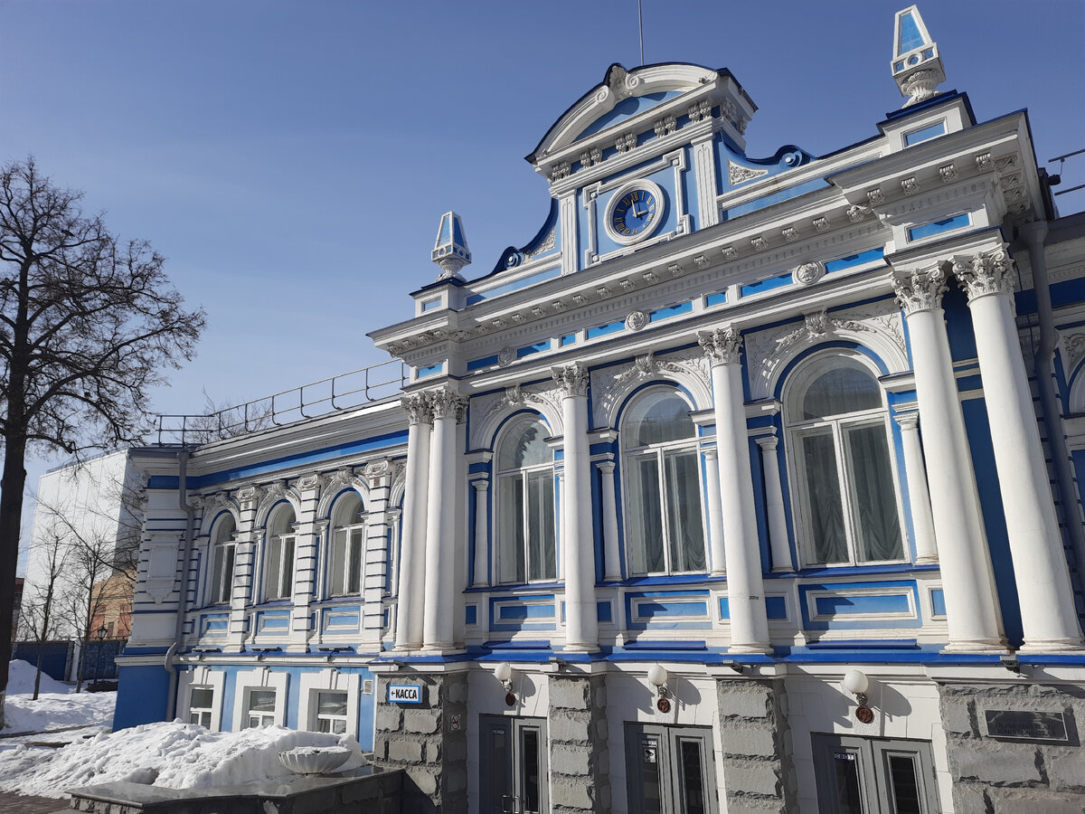 Бывший Пермский драмтеатр, сейчас ТЮЗ