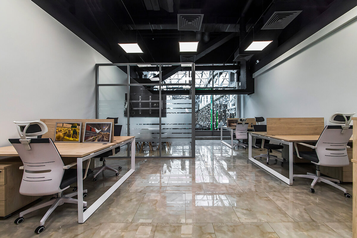 Офис компании Техна, руководитель проекта - Ирина Садовникова.