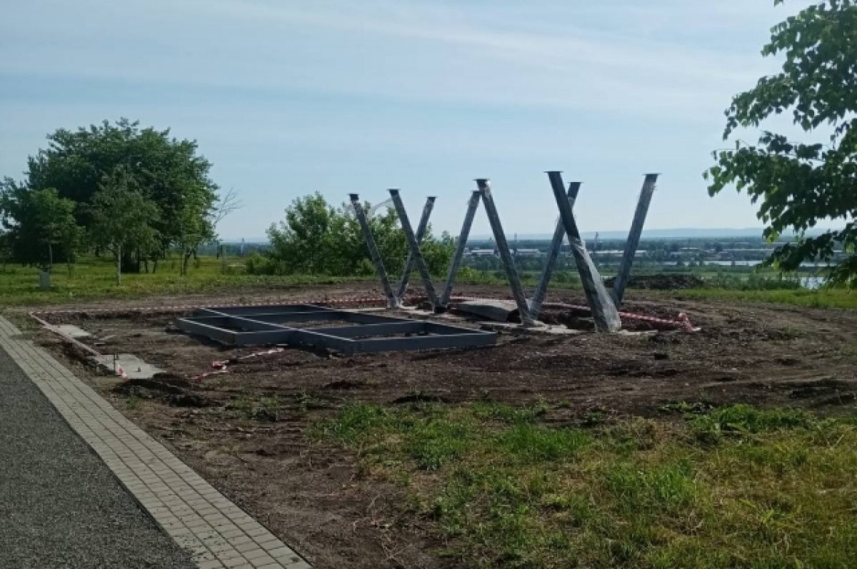    В сквере «Зелёный берег» на берегу Енисея в ближайшее время оборудуют смотровую площадку.