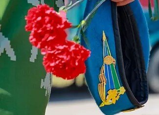 с днем ВДВ - депутат ЗСК Светлана Ангальт