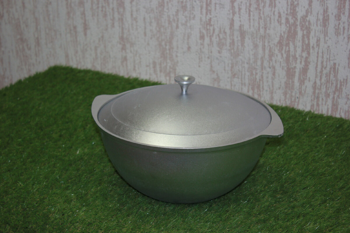 5 изумруд. Казан чугунный 12 литров. Правильная форма казана. Казан(кастрюля) kukmara 6л. Какой казан.