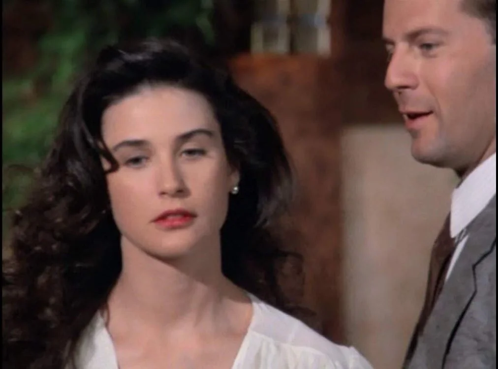 кадр из сериала