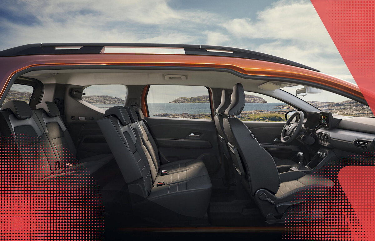 Просторный салон Dacia Jogger