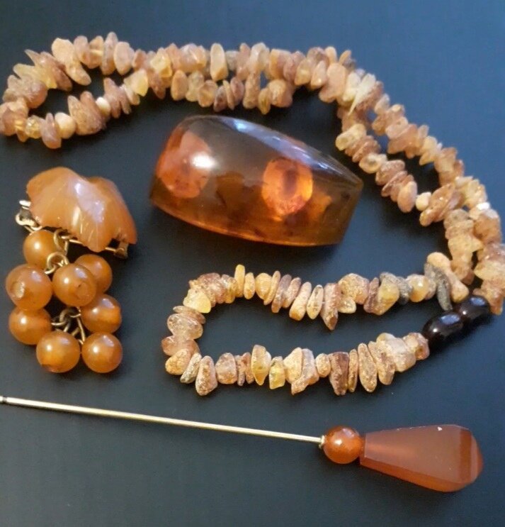 Украшения из янтаря