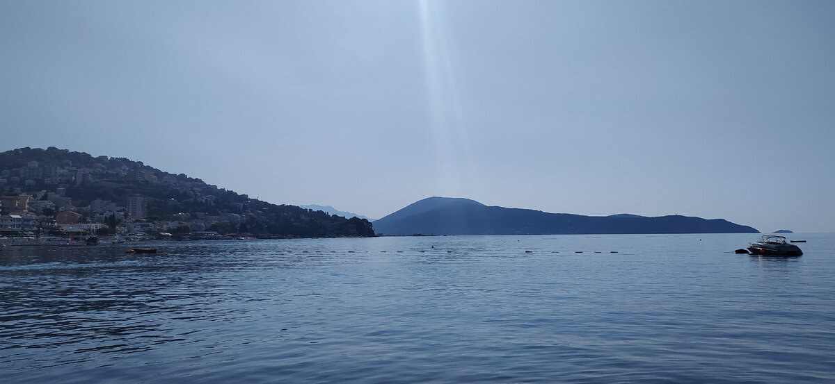 Там, где меня недавно не было, а теперь я тут, и понимаю как оно здесь.