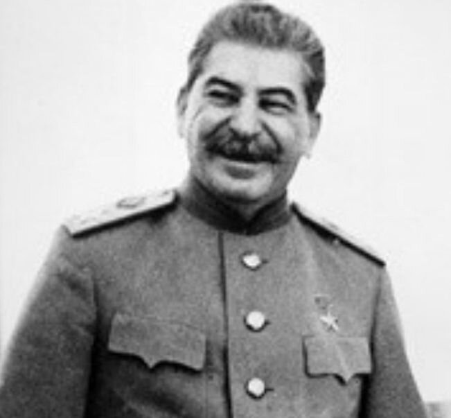 И.В. Сталин смеётся