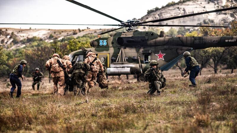 Кадр из фильма "Небо" 2021
