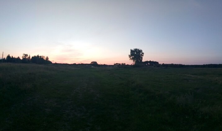 Игра «черного» и «белого» создает этот мир. Негатив и позитив всегда вместе