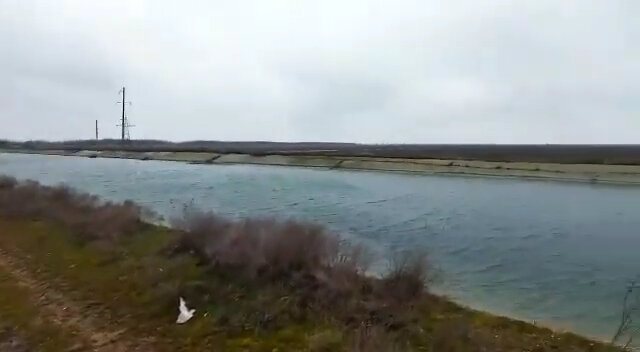 Северо-Крымскомский канал в районе Новопокровки