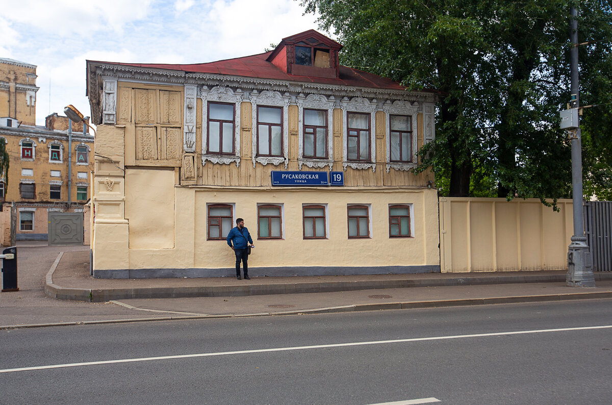 Дом экспедиции "Калинкинского медо-пивоваренного товарищества" ("Дом Самарских пивоваров"). Москва. Фото автора статьи  