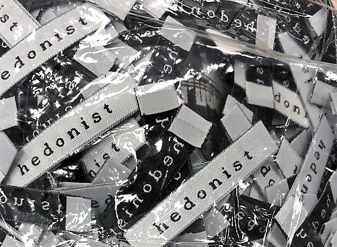 ЭТИКЕТКИ ЖАККАРДОВЫЕ