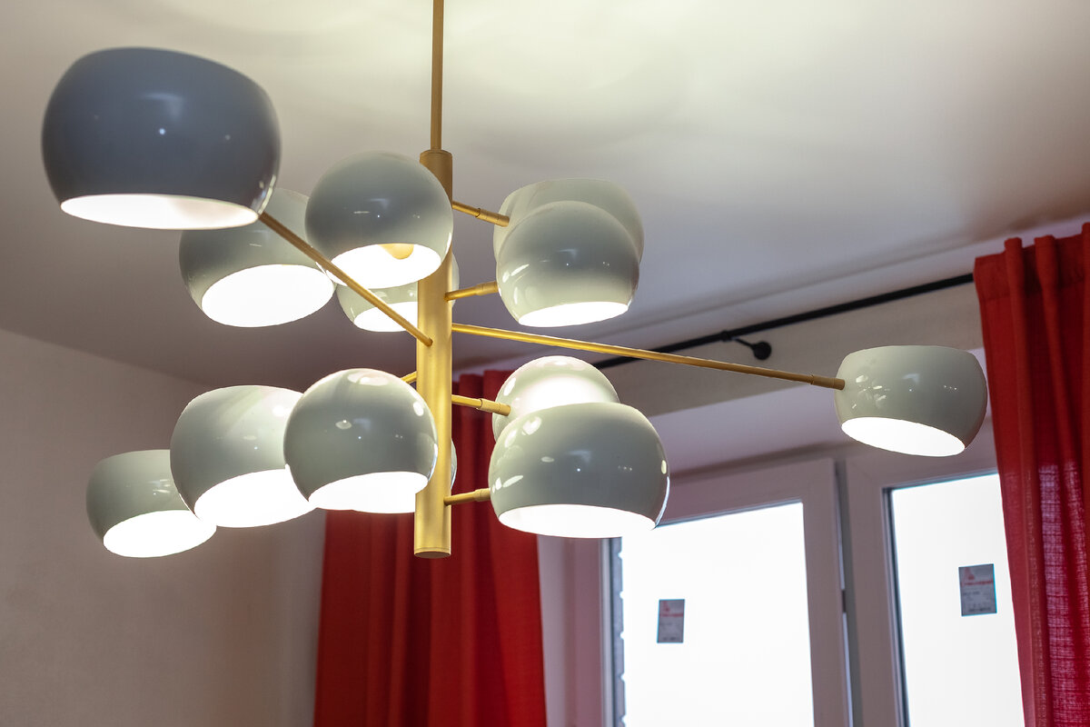 одновременно и элемент декора и необходимый элемент быта