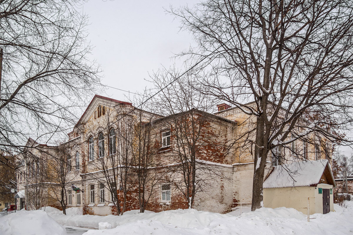 Улица айвазовского красноярск. Айвазовского 27 Казань. Улица Айвазовского Нижний Новгород. Улица Айвазовского Казань.