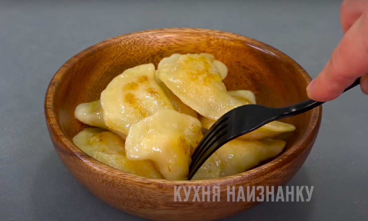 Когда хочется особенно вкусных вареников, я готовлю их так: мои любимые  вареники с квашеной капустой | Кухня наизнанку | Дзен