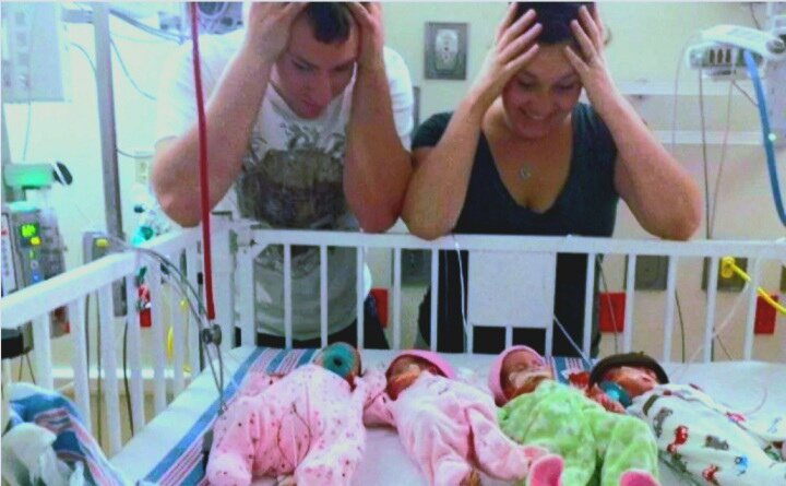 новорожденный ребенок ссср. дети родившиеся раньше срока. дети родившихся 1992 года. грудные дети старые. фото раньше рожденных детей.