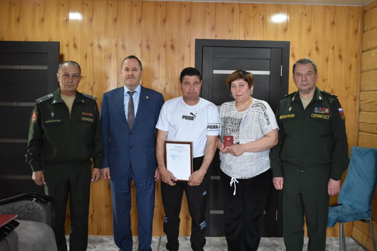 Таныклык тапшыру мизгеле.