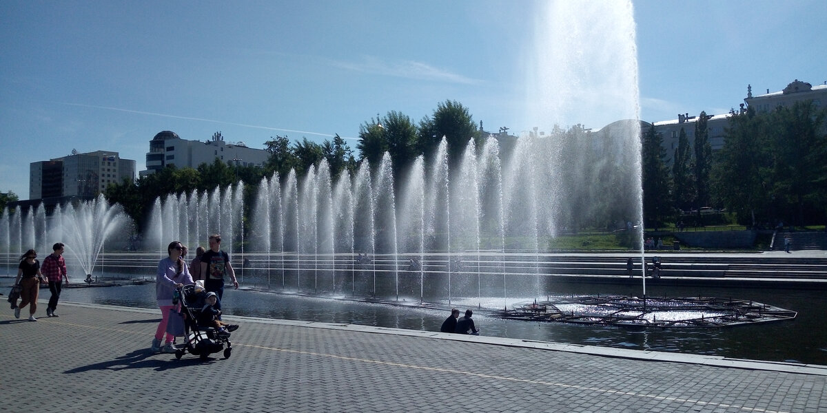 Плотинка, люблю гулять у реки.