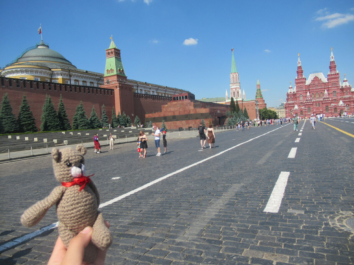красная площадь москва река
