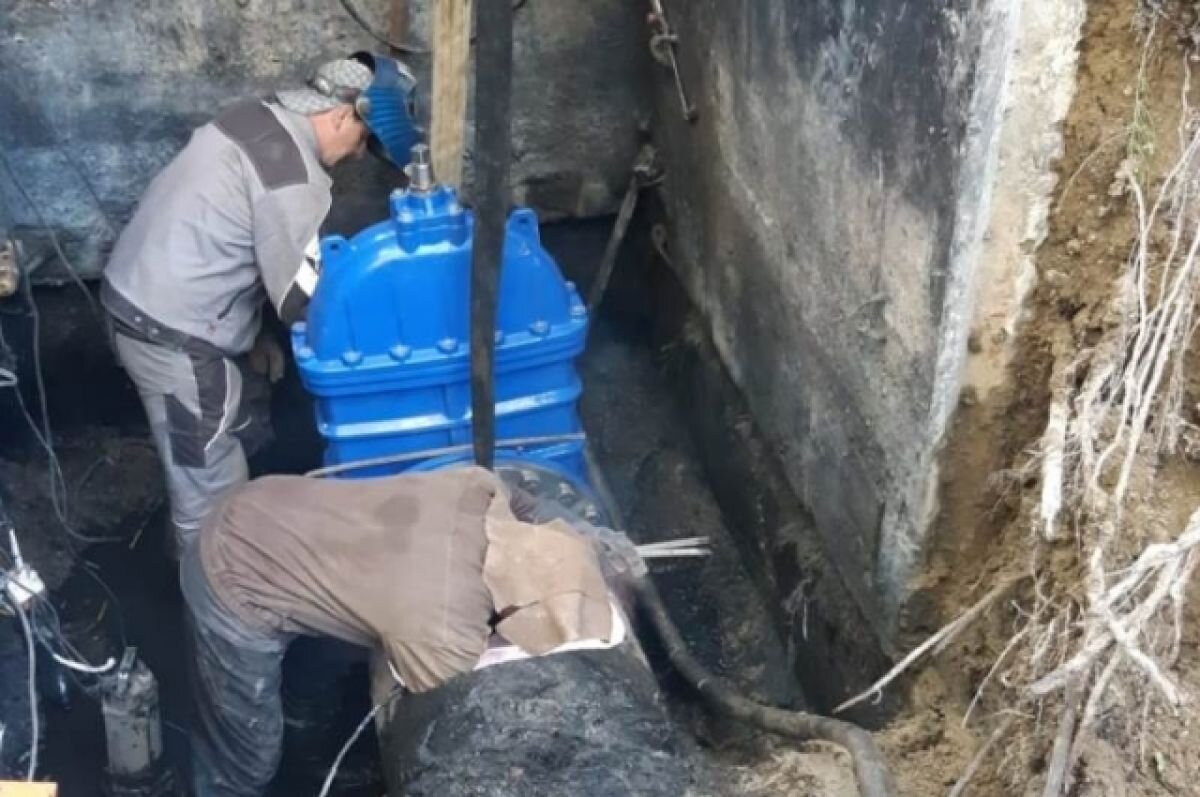    На пруду у горбольницы №6 в Пензе заменили гидротехнический затвор плотины