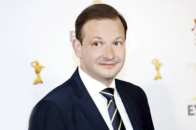 фото - obiografii.ru а глазки то хитрющие... еврейские.