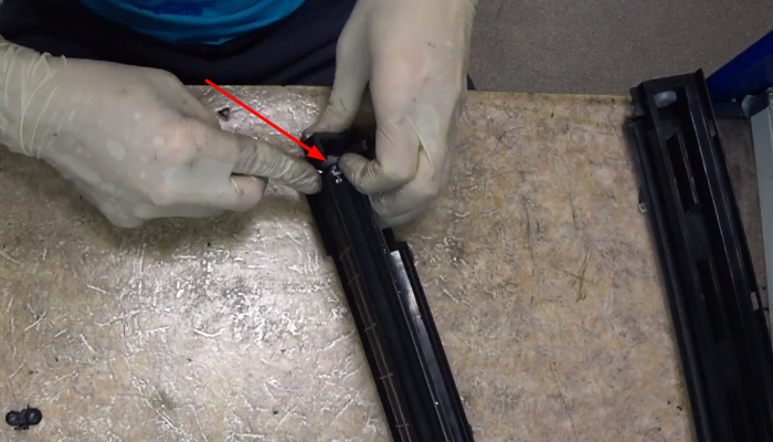 Фото 133. Продеваем шлейф