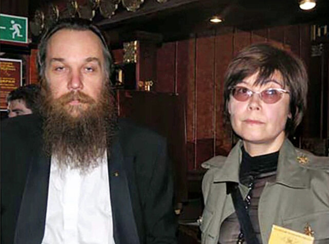 Александр дугин биография личная жизнь
