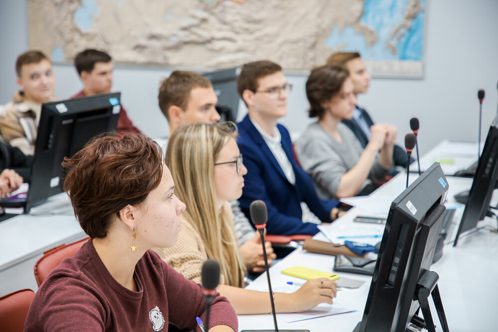 Датасайнтист. Плехановская олимпиада по предпринимательству. Плехановская олимпиада школьников 2020. Плехановка Медиа коммуникации. Деловые игры Плехановка.