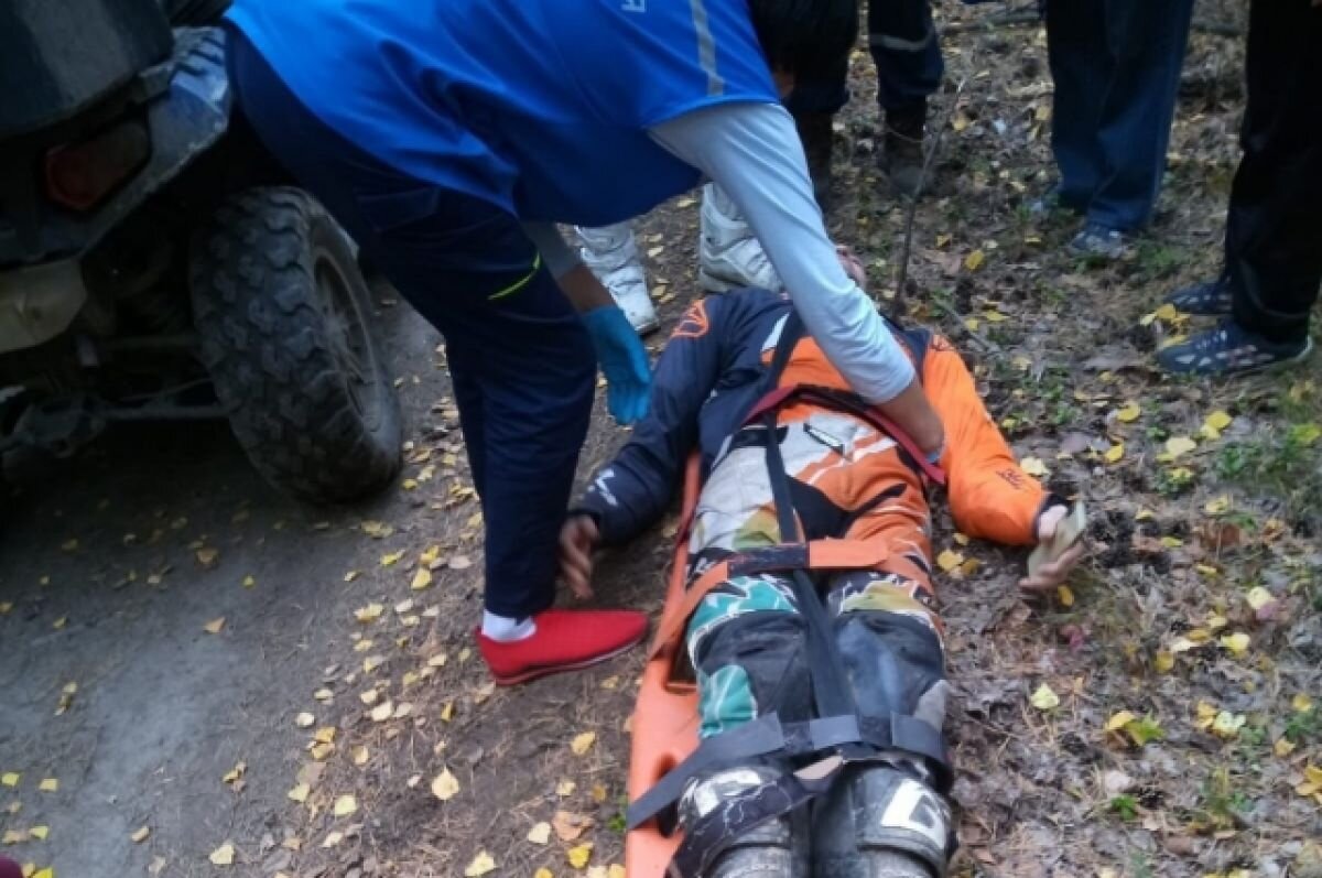    Мотогонщик из Екатеринбурга получил травму на соревнованиях под Челябинском