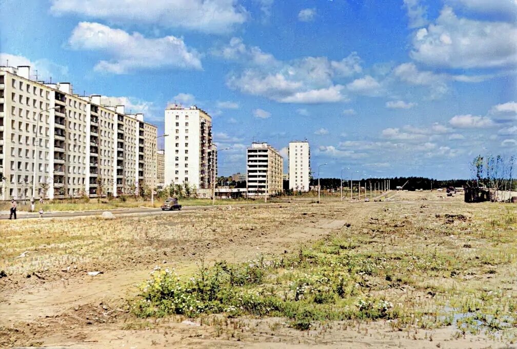 новая Парковая улица  на Щелковском шоссе в Москве, 1975 год